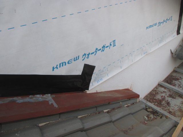 姫路市の外壁張り替えに伴う透湿防水シートの設置